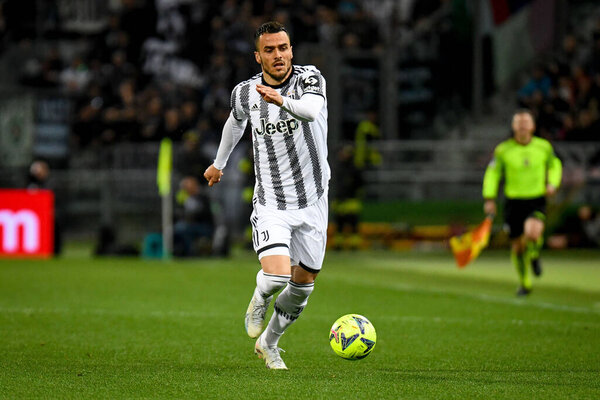 Juventus's Filip Kostic portrait in action during italian soccer Serie A match Bologna FC vs Juventus FC (portraits archive) at the Renato Dall'Ara stadium in Bologna, Italy, April 30, 2023 - Credit: Ettore Griffoni