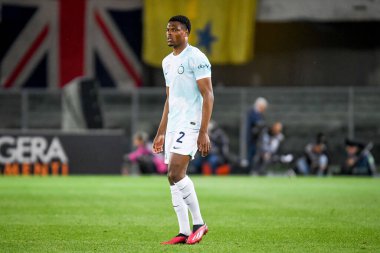 İtalya futbol takımı Serie A maçında Inter 'in Denzel Dumfries portresi Hellas Verona FC vs Inter - FC Internazionale (portreler arşivi) - Verona, İtalya' da Marcantonio Bentegodi Stadyumu, 3 Mayıs 2023 - Fotoğraf: Ettore Griffoni