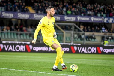 İtalya futbolu Serie A maçı sırasında İtalya 'nın Samir Handanoviç' in portresi, İtalya 'nın Verona kentinde bulunan Marcantonio Bentegodi Stadyumu' nda Hellas Verona FC - FC Internazionale (portreler arşivi) - Fotoğraf: Ettore Griffoni