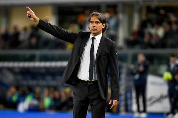 Inter Head Coach Simone Inzaghi Portretgebaren Tijdens Italiaanse Voetbalwedstrijd Serie — Stockfoto