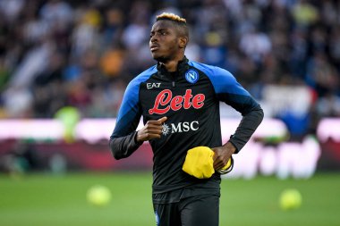 Napoli 'nin Victor Osimhen portresi İtalyan futbolu Serie A maçında Udinese Calcio ile SSC Napoli (portreler arşivi) Udine' deki Dacia Arena Stadyumu 'nda oynandı.