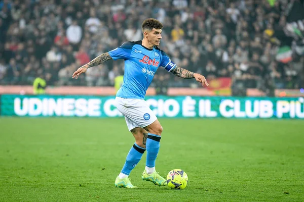 Napoli 'nin Giovanni Di Lorenzo portresi İtalyan futbolu Serie A karşılaşmasında Udinese Calcio ile SSC Napoli (portreler arşivi) Udine' deki Dacia Arena Stadyumu 'nda oynuyordu.