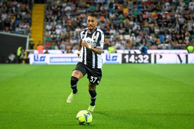 Udinese 'den Roberto Maximiliano Pereyra İtalya futbol takımı Serie A karşılaşması sırasında Udinese Calcio ile Juventus FC (portreler arşivi) maçında Udine, İtalya' daki Dacia Arena Stadyumu, 4 Haziran 2023 - Fotoğraf: Ettore Griffoni