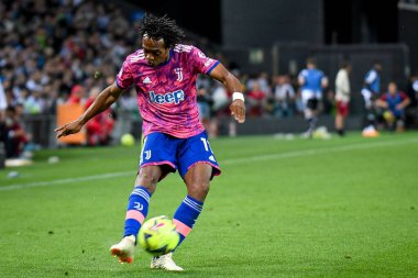 Juventus 'un Juan Cuadrado portresi İtalyan futbolu Serie A karşılaşması sırasında Udinese Calcio ile Juventus FC (portreler arşivi) Udine, İtalya' da Dacia Arena Stadyumu 'nda, 4 Haziran 2023