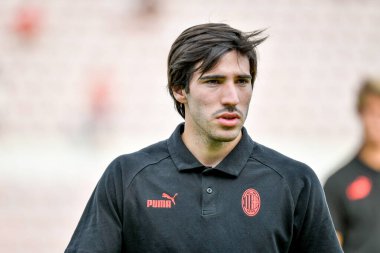 Milan 'ın Sandro Tonali portresi dostluk maçı sırasında LR Vicenza vs AC Milan (portreler arşivi) İtalya' nın Vicenza kentindeki Romeo Menti stadyumunda, 06 Ağustos 2022 - Fotoğraf: Ettore Griffoni