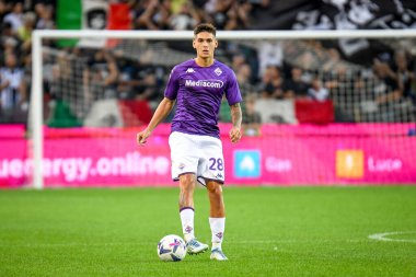 Fiorentina 'nın Lucas Martinez Quarta portresi İtalyan futbolu Serie A maçında Udinese Calcio ile ACF Fiorentina (portreler arşivi) maçında Udine, İtalya' da Dacia Arena Stadyumu 'nda, 31 Ağustos 2022 - Fotoğraf: Ettore Griffoni
