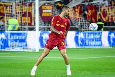 İtalyan futbolu Serie A maçında Roma 'nın Leonardo Spinazzola portresi Udinese Calcio ile AS Roma maçında Udine, İtalya' daki Dacia Arena stadyumunda, Eylül 04, 2022 - Fotoğraf: Ettore Griffoni