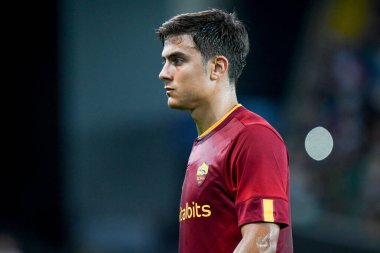 İtalyan futbolu Serie A maçında Roma 'nın Paulo Dybala portresi Udinese Calcio ile AS Roma maçında Udine, İtalya' daki Dacia Arena stadyumunda, Eylül 04, 2022 - Fotoğraf: Ettore Griffoni