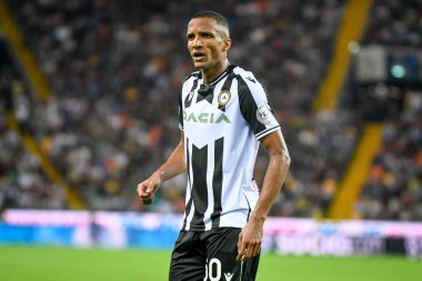 Udinese 'den Rodrigo Nascimento Becao İtalya futbol takımı Serie A maçında Udinese Calcio, Udine' deki Dacia Arena Stadyumu 'nda AS Roma' ya karşı.