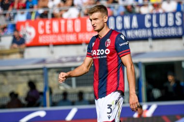 Bologna 'nın Stefan Posch portresi İtalyan futbolu Serie A maçında Bologna FC - ACF Fiorentina (portreler arşivi) maçı Bologna, İtalya' da Renato dall 'Ara stadyumunda, 11 Eylül 2022 - Fotoğraf: Ettore Griffoni