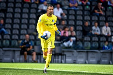Inter 'in Samir Handanoviç portresi İtalyan futbolu Serie A maçı sırasında Udinese Calcio vs Inter - FC Internazionale (portreler arşivi) - Dacia Arena Stadyumu Udine, İrlanda, 18 Eylül 2022 - Fotoğraf: Ettore Griffoni