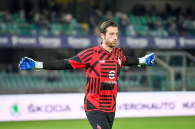 Milan 'ın Antonio Mirante portresi İtalyan futbolu Serie A maçında Hellas Verona FC - AC Milan (portreler arşivi) maçı 16 Ekim 2022' de İtalya 'nın Milano kentinde Marcantonio Bentegodi Stadyumu' nda yapıldı.