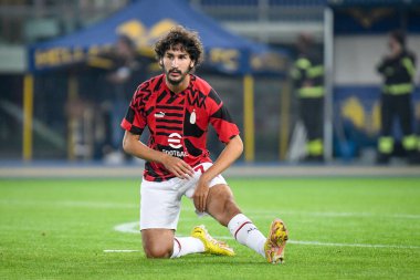 Milan 'ın İtalya futbol takımı Serie A maçında Yacine Adli portresi Milano, İtalya' daki Marcantonio Bentegodi Stadyumu 'nda Hellas Verona FC' ye karşı (portreler) 16 Ekim 2022 - Fotoğraf: Ettore Griffoni