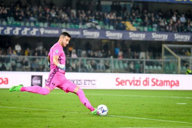 Verona 'dan Lorenzo Montipo İtalya' nın Serie A maçı sırasında Milano, İtalya 'daki Marcantonio Bentegodi Stadyumu' nda Hellas Verona FC Milan (portreler arşivi) maçında, 16 Ekim 2022 - Fotoğraf: Ettore Griffoni