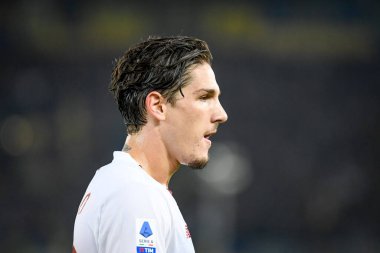 İtalyan futbolu Serie A maçında Roma 'nın Nicolo Zaniolo portresi, 31 Ekim 2022' de İtalya 'nın Verona kentindeki Marcantonio Bentegodi Stadyumu' nda Hellas Verona FC ile AS Roma (portreler) maçında çekildi.