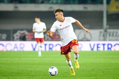Roma 'nın Stephan El Shaarawy portresi İtalyan futbolu Serie A karşılaşmasında Hellas Verona FC ile AS Roma (portreler arşivi) arasında İtalya' nın Verona kentindeki Marcantonio Bentegodi stadyumunda 31 Ekim 2022 - Fotoğraf: Ettore Griffoni