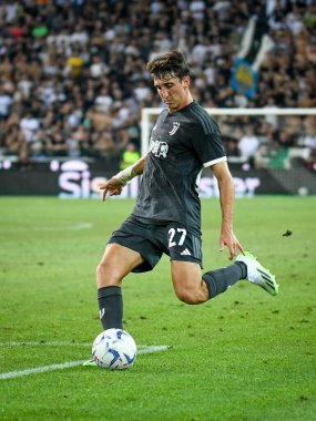 Juventus 'un Andrea Cambiaso portresi İtalyan futbolu Serie A karşılaşmasında Udinese Calcio ile Juventus FC arasında Udine, İtalya' da Dacia Arena Stadyumu 'nda 20 Ağustos 2023 - Fotoğraf: Ettore Griffoni