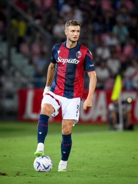 Bologna 'nın Stefan Posch portresi İtalyan futbolu Serie A maçında Bologna FC - AC Milan maçı sırasında İtalya' nın Bologna kentindeki Renato Dall 'Ara stadyumunda, 21 Ağustos 2023 - Fotoğraf: Ettore Griffoni
