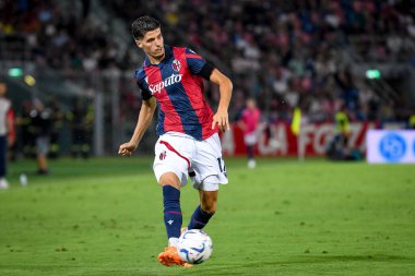 Bologna 'nın Oussama El Azzouzi portresi İtalyan futbolu Serie A karşılaşmasında Bologna FC Milan' a karşı Bologna, İtalya 'daki Renato Dall' Ara stadyumunda 21 Ağustos 2023 - Fotoğraf: Ettore Griffoni