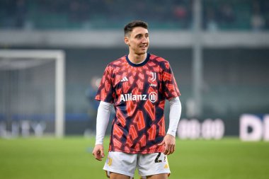 İtalyan Serie A maçında Juventus 'un Andrea Cambiaso portresi Hellas Verona FC' ye karşı Juventus FC (portreler arşivi), İtalya 'nın Verona şehrindeki Marcantonio Bentegodi stadyumunda 17 Şubat 2024 - Fotoğraf: Ettore Griffoni