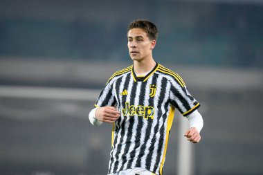 İtalya Serie A maçında Juventus 'un Kenan Yıldız portresi Hellas Verona FC' ye karşı Juventus FC (portreler arşivi) maçı 17 Şubat 2024 Verona, İtalya 'daki Marcantonio Bentegodi Stadyumu' nda yapıldı.