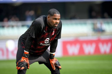 Milan 'ın Mike Maignan portresi İtalyan futbolu serisi A maçında Hellas Verona FC Milan' a karşı Marcantonio Bentegodi Stadyumu 'nda 17 Mart 2024 - Fotoğraf: Ettore Griffoni