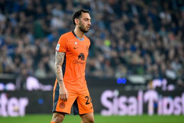İtalyan futbolu Serie A maçında Inter 'in Hakan Calhanoğlu portresi Udinese Calcio vs Inter - FC Internazionale at the Friuli - Dacia Arena stadyumu, Udine, İtalya, 08 Nisan 2024 - Fotoğraf: Ettore Griffoni