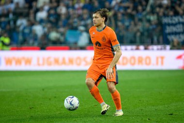 Inter 'in Nicolo Barella portresi İtalyan futbolu Serie A maçı sırasında Udinese Calcio vs Inter - FC Internazionale at the Friuli - Dacia Arena stadyumu, Udine, İtalya, 08 Nisan 2024 - Fotoğraf: Ettore Griffoni