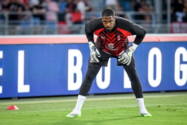 Milan 'ın Mike Maignan portresi İtalya' nın Bologna kentinde 21 Ağustos 2023 'te oynanan Renato Dall' Ara stadyumunda oynanan Bologna FC maçında çekildi.
