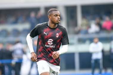 Milan 'ın Pierre Kalulu portresi İtalyan futbolu serisi A maçında Hellas Verona FC ile AC Milan (portreler arşivi) arasında 17 Mart 2024' te İtalya 'nın Verona kentinde Marcantonio Bentegodi Stadyumu' nda oynanmıştır.