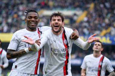 Milan 'ın Theo Hernandez portresi İtalyan futbolu Serie A maçı sırasında İtalya' nın Verona kentindeki Marcantonio Bentegodi stadyumunda Hellas Verona FC Milan (portreler arşivleri) maçında 17 Mart 2024 - Fotoğraf: Ettore Griffoni