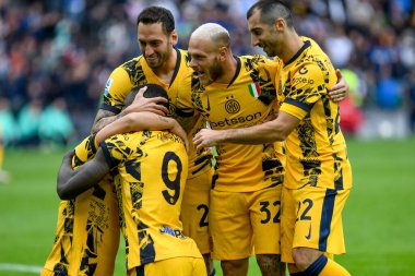 İtalya 'nın Udine şehrindeki Bluenergy Stadyumu' nda oynanan Udinese Calcio - FC Internazionale maçında oyuncuların mutluluğu, 28 Eylül 2024 - Fotoğraf: Ettore Griffoni