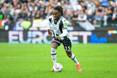 Udinese 'nin Jordan Zemura portresi İtalyan futbolu Serie A maçı sırasında Udinese Calcio vs Inter - FC Internazionale (portreler arşivi) Udine, İtalya' daki Bluenergy Stadyumu 'nda, 28 Eylül 2024 - Fotoğraf: Ettore Griffoni
