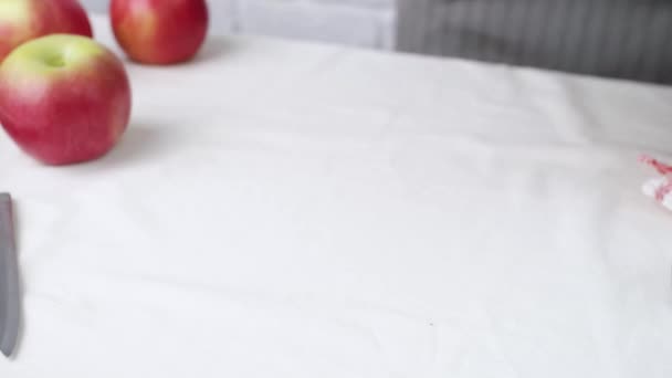 Woman Apron Serving Apple Pie Table — Stockvideo