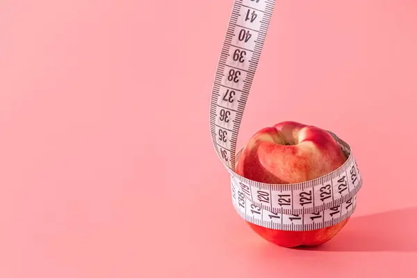 Slimming Body Shaping Skin Care Fruit Peach Wrapped Measuring Tape — Stock Photo, Image