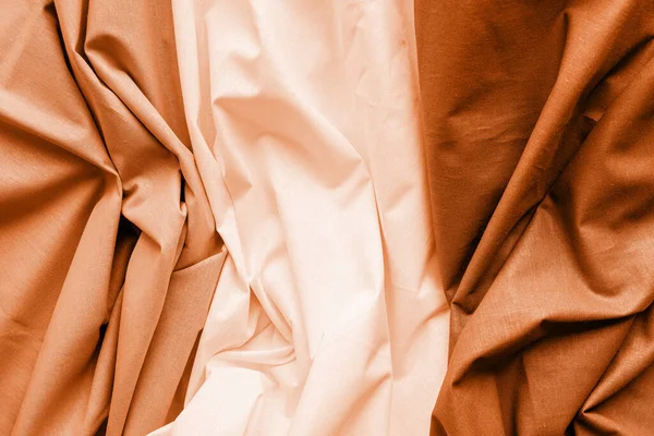 2024年の色 ピーチファズ 熟した白 茶色の絹の生地のクローズアップ 抽象的なテクスチャの背景 ストック写真