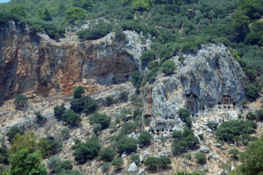 Lycian mezarları, Dalyan Nehri manzaralı.                                    