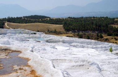 Travertines, Pamukkale 'de kireçtaşı kayaları