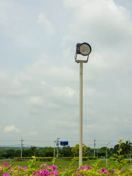 街灯と空の背景公園灯 — ストック写真