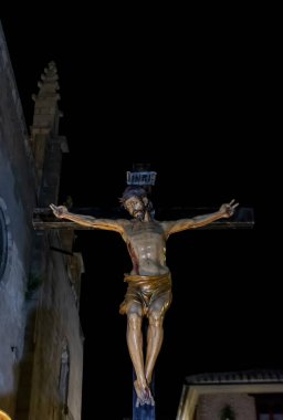 Nuestra Seora del Amparo de Toledo Kardeşliği, Virgen del Amparo 'nun basamakları, Cennette Dua, İsa sütuna bağlanmış, babamız İsa Nazareno ve ızdırap İsa