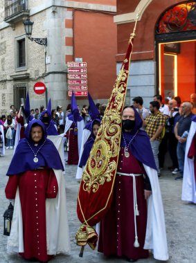 Antik, saygıdeğer ve ünlü Kefaret Kardeşliği. Calvary 'nin Kutsal Mesih' i ve Toledo 'nun Hanımı.