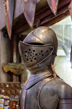 İspanya, Toledo 'daki zırh dükkanları