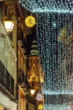 Toledo Katedrali, geceleri aydınlık, İspanya