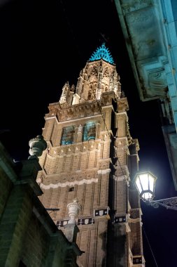 Toledo Katedrali, geceleri aydınlık, İspanya