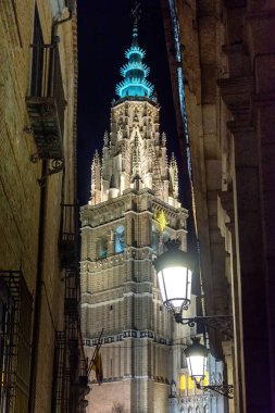 Toledo Katedrali, geceleri aydınlık, İspanya