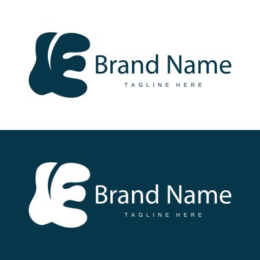 Basit tarzda E harfi logosu Lüks ürün markası örnekleme