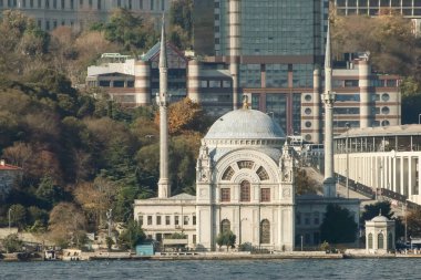 Mecidiye Camii olarak da bilinen Ortakoy Camii,