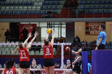08-03-2023 İstanbul-Türkiye: THY, Burhan Felek Spor Salonu 'nda Kuzeyboru Türkiye Sultanlar Ligi maçına karşı