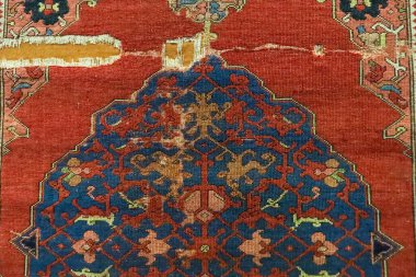 15-12-2023 İstanbul-Türkiye: Türk ve İslam Sanatları Müzesi, Osmanlı Desenli Tarihi Halılar