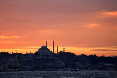 İstanbul 'un Eşsiz Güzelliğinde Akşam Güneşi